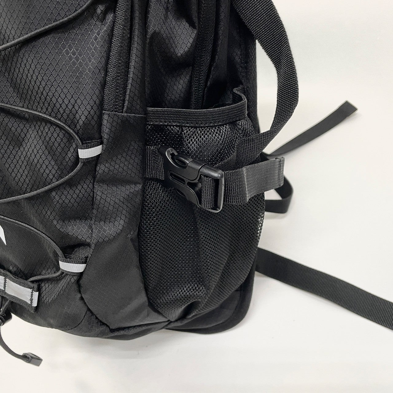 B-218101-BK GIVE CASUAL BACKPACK