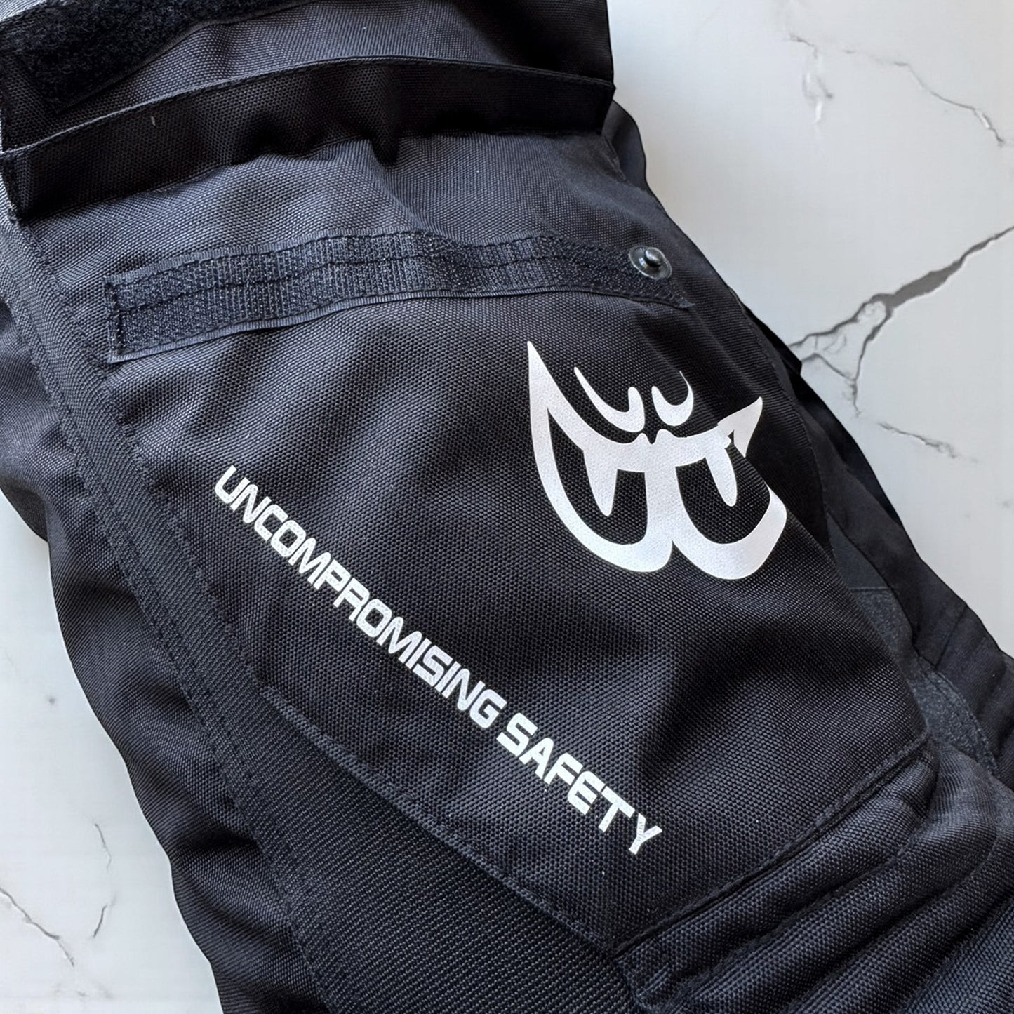 NP-10391-BK ALL BLACK BERIK NYLON PANTS