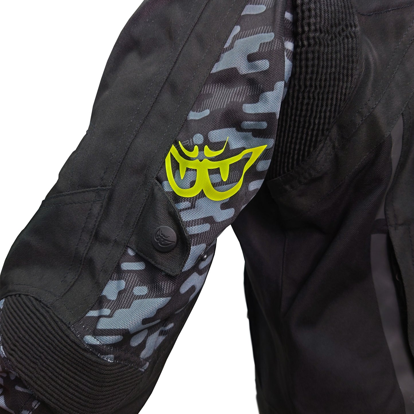NJ-203302-CAMO-BK YELLOW BERIK NYLONJACKET ALL SEASON