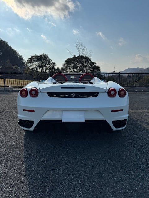 フェラーリF430スパイダー　ビアンコロッソ　カーボンブレーキ　クライスジークマフラー