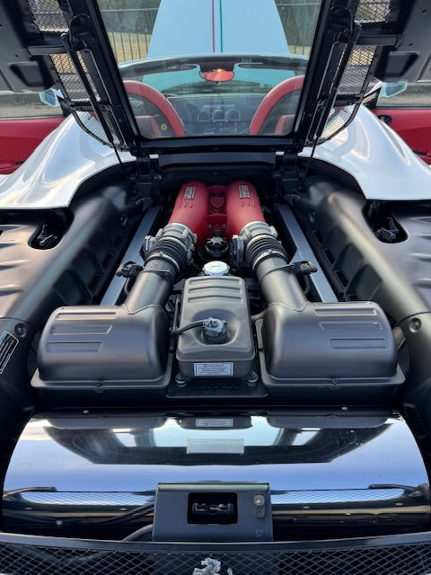 フェラーリF430スパイダー　ビアンコロッソ　カーボンブレーキ　クライスジークマフラー