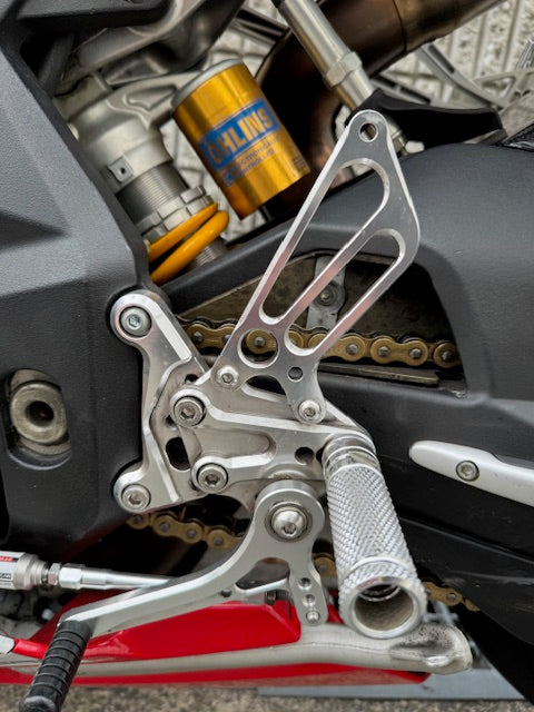 MV AGUSTA F4RR アグスタ ETC