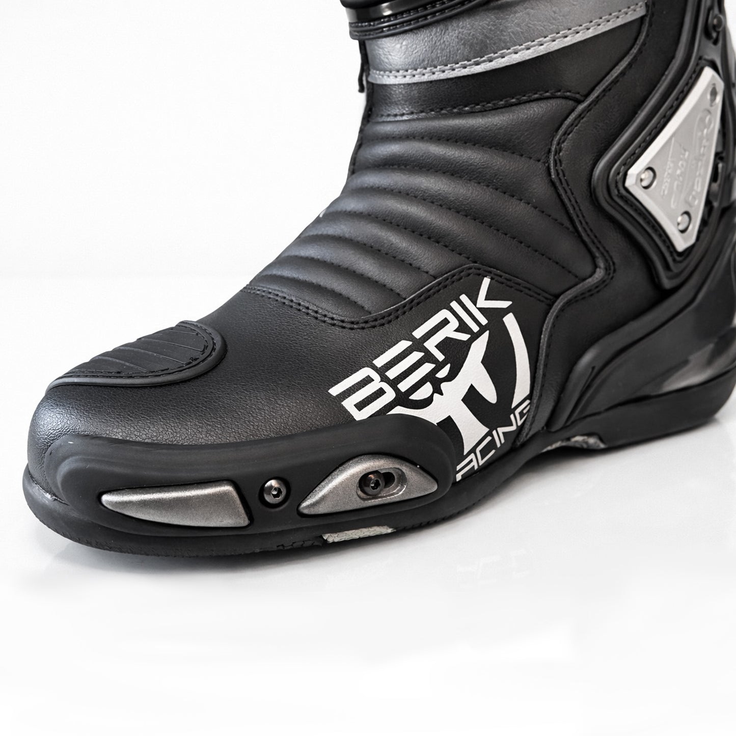 BOT-1563-BK ALL BLACK BERIK RACINGBOOTS