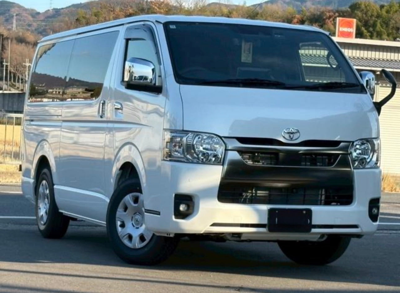 トヨタハイエースダークプライムS　新車登録未使用車 ディーゼルターボ　トランポに