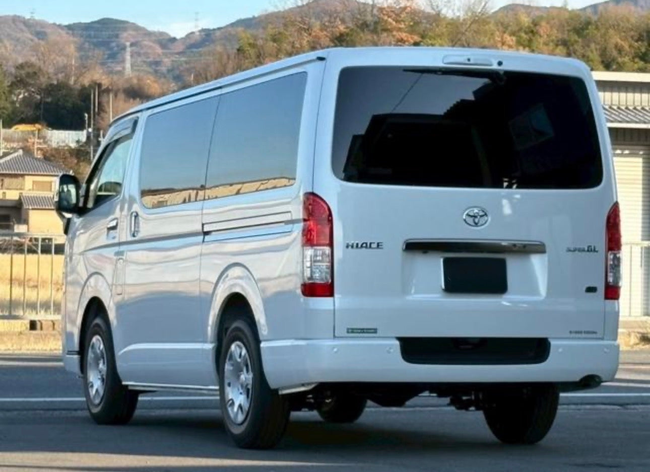 トヨタハイエースダークプライムS　新車登録未使用車 ディーゼルターボ　トランポに