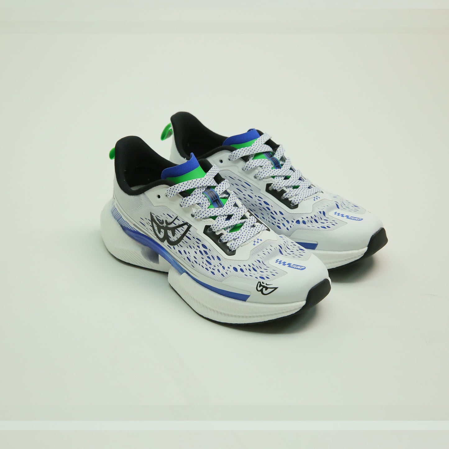 R4-RACE WHITE/BLUE BERIK SNEAKER SHOE