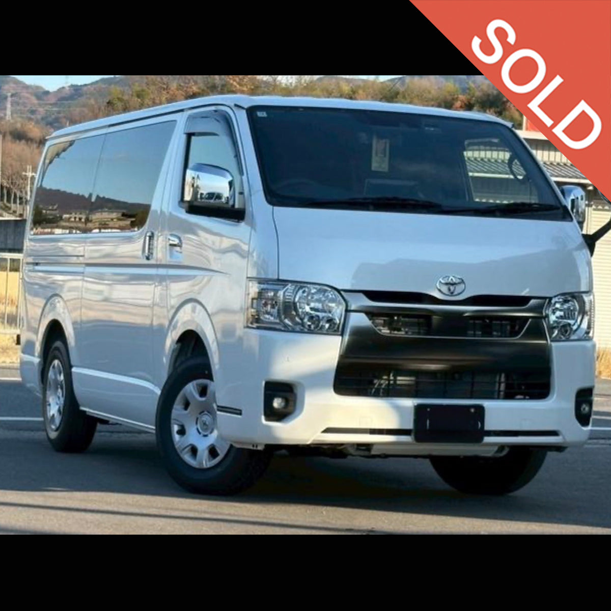 トヨタハイエースダークプライムS　新車登録未使用車 ディーゼルターボ　トランポに