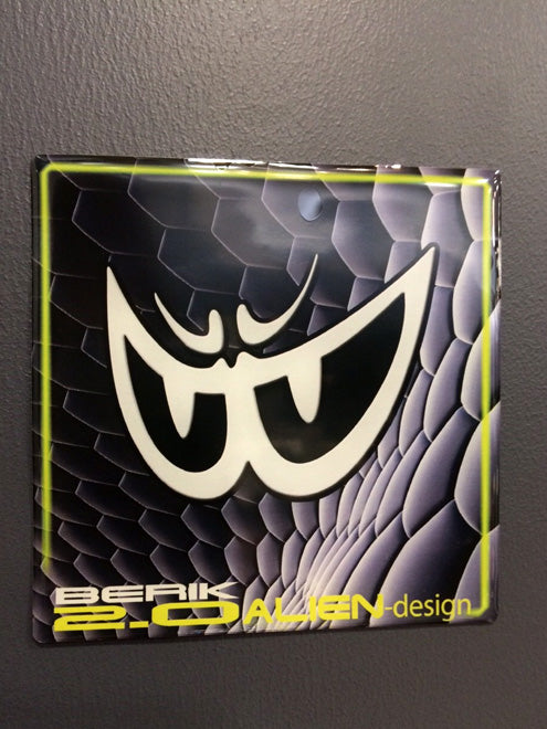 BST-PLA-ALIEN 8.5cm ALIEN BERIK STICKER